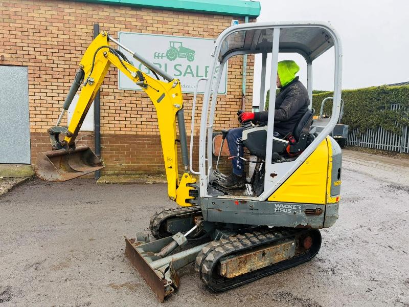 WACKER NEUSON ET16 EXCAVATOR*YEAR 2019*C/W BUCKET*VIDEO*
