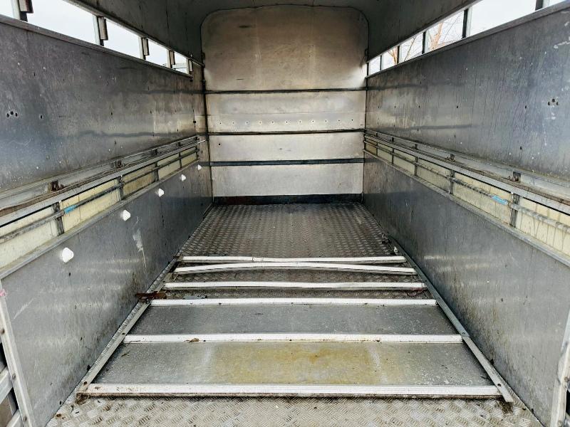 IFOR WILLIAMS CATTLEBOX TRAILER*C/W PARTITION*VIDEO*