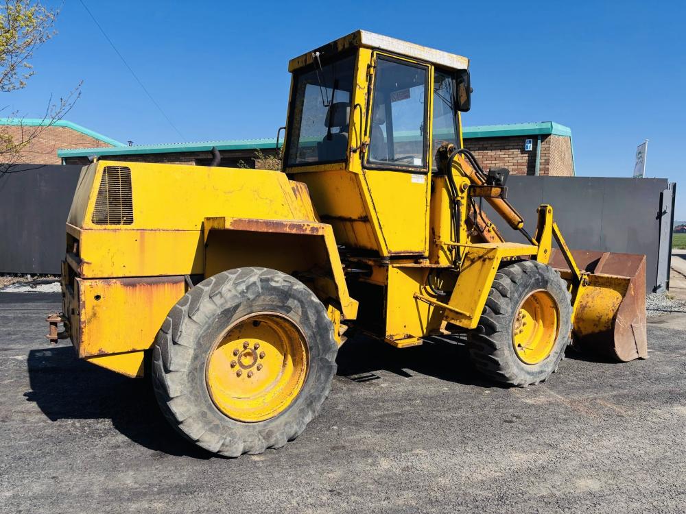 JCB 415 LOADING SHOVEL *C/W BUCKET*VIDEO*