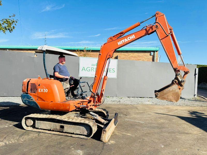HITACHI EX30 EXCAVATOR*RUBBER TRACKS*C/W BUCKET*VIDEO*