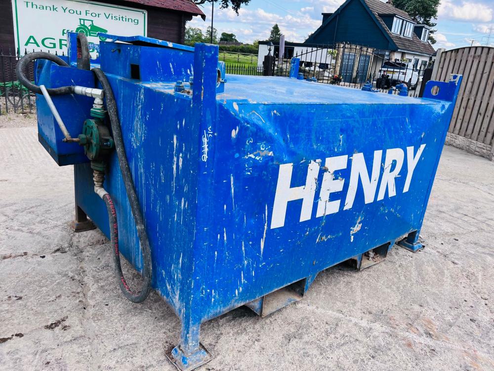 STATIC BUNDED FUEL BOWSER C/W MANUAL PUMP 