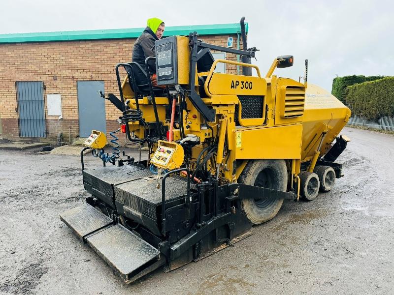 CATERPILLAR AP-300 TARMAC PAVER*VIDEO*