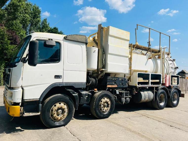 VOLVO FM12 8X4 DOUBLE DRIVE VACUM TANKER LORRY *4000 GAL CAPACITY*VIDEO*