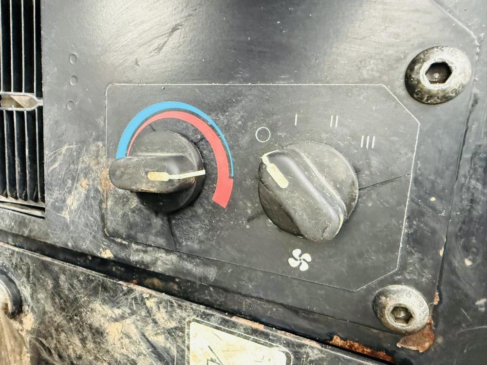 JCB 8026 EXCAVATOR *ZERO SWING*YEAR 2018*3378 HOURS* C/W 2 BUCKETS*VIDEO*