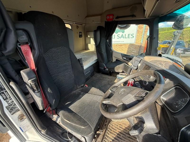 MERCEDES 1835 ACTROS HOOKLOADER LORRY*YEAR 2015*VIDEO*