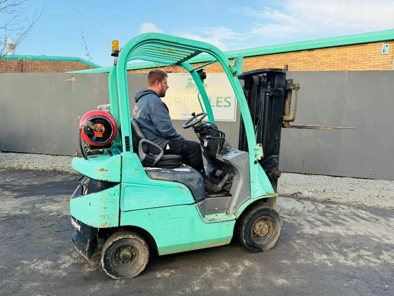 MITSUBISHI FG15N GAS FORKLIFT*C/W PALLET TINES*VIDEO*