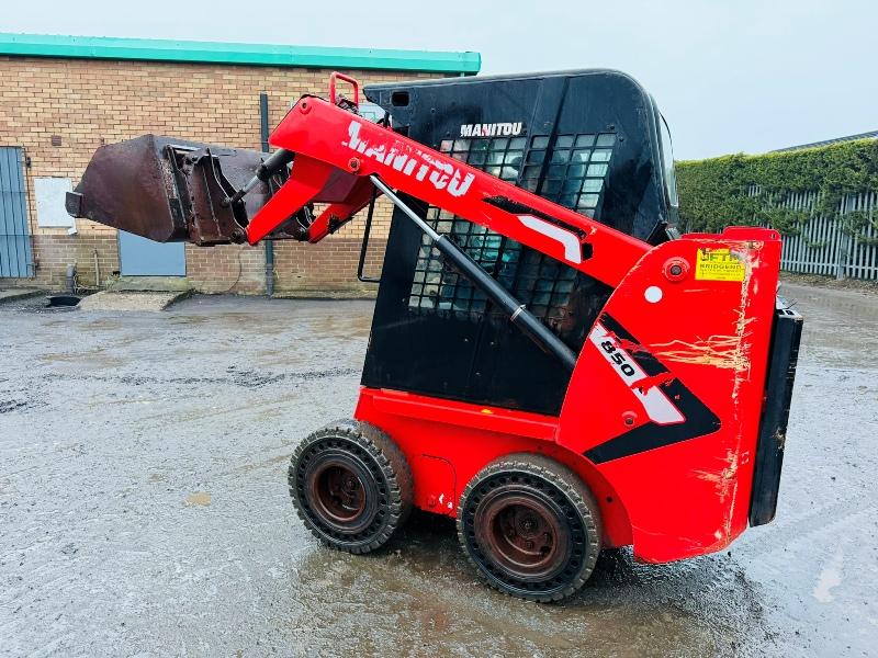 MANITOU 850R SKIDSTEER*C/W BUCKET*ONLY 640 HOURS*YEAR 2022*VIDEO*