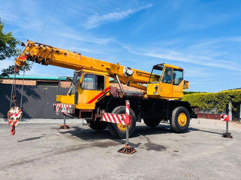 LIEBHERR LTM 1025 LTM MOBILE CRANE*C/W HYDRAULIC SUPPORT LEGS*VIDEO*