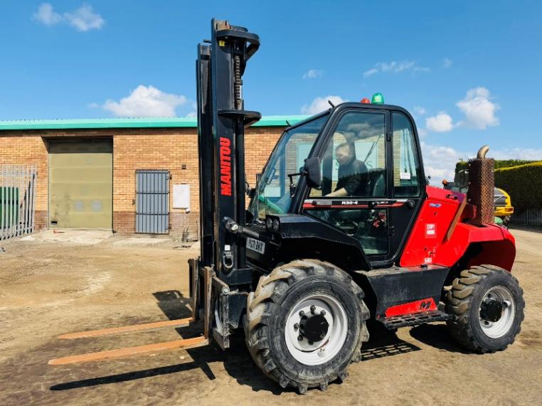 MANITOU M30-4 FORKLIFT*C/W PICK UP HITCH*YEAR 2021*1638 HOURS*VIDEO*