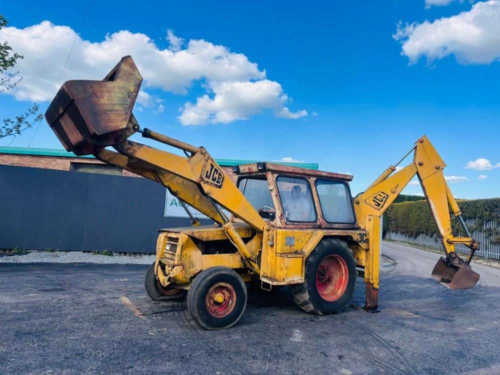 JCB 3C BACKHOE DIGGER C/W BUCKET AND DITCHING BUCKET*VIDEO*