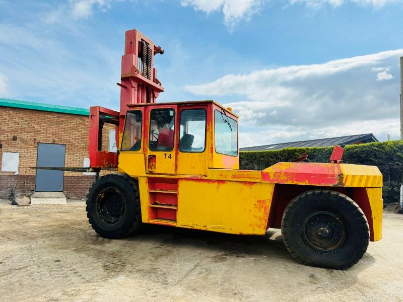 LANSING TR25 2 STAGE MASTED FORKLIFT*C/W PALLET TINES*VIDEO*