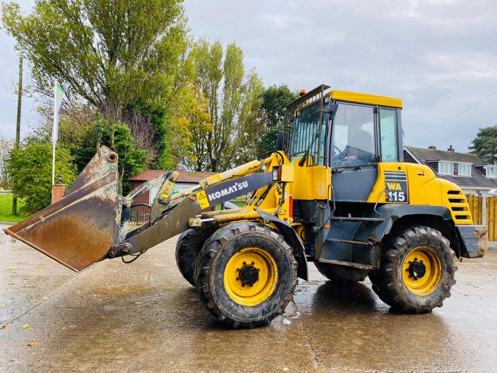 KOMATSU WA1153 4WD LOADING SHOVEL C/W QUICK HITCH