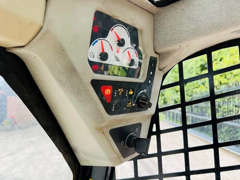 JCB 135 4WD SKIDSTEER * YEAR 2014 * C/W BUCKET *VIDEO*