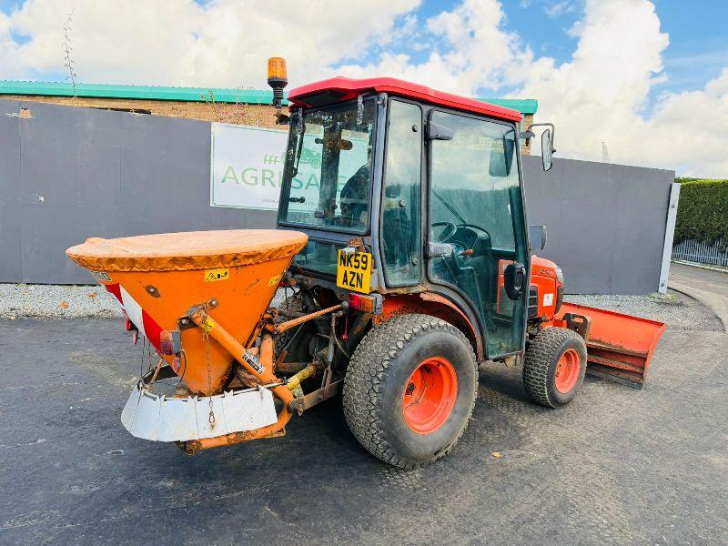 KUBOTA B2530 TRACTOR*C/W SNOW PLOW AND SALT SPREADER*VIDEO*