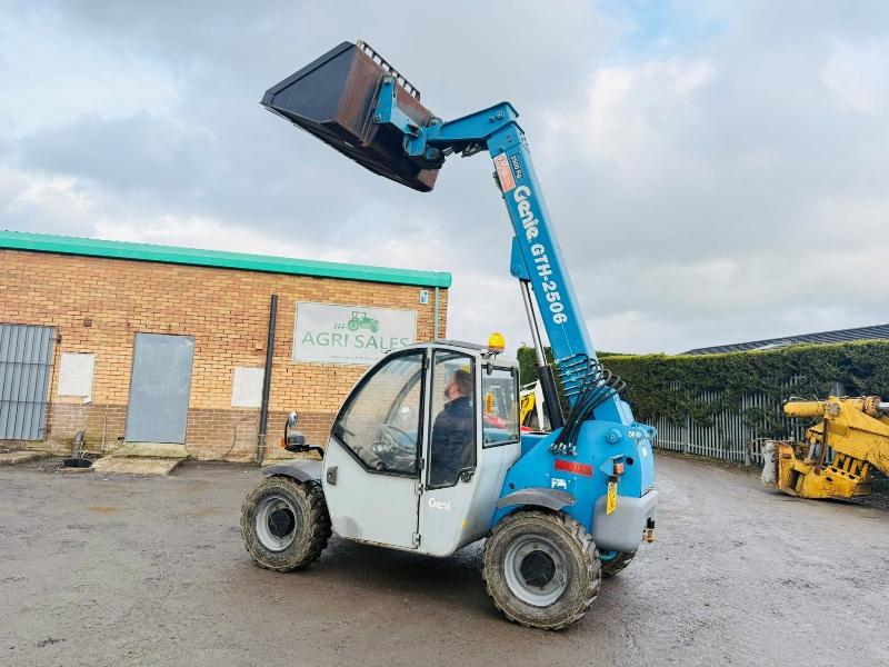 GENIE GTH 2506 TELEHANDLER*C/W BUCKET AND PALLET TINES*VIDEO*