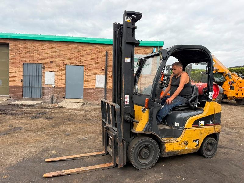 CATERPILLAR GP18N FORKLIFT*C/W PALLET TINES*VIDEO*