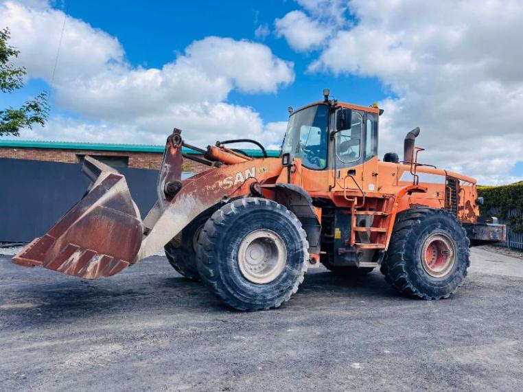 DOOSAN DL400 LOADING SHOVEL*DIESEL ISSUES*STARTS,RUNS,DRIVES*VIDEO*