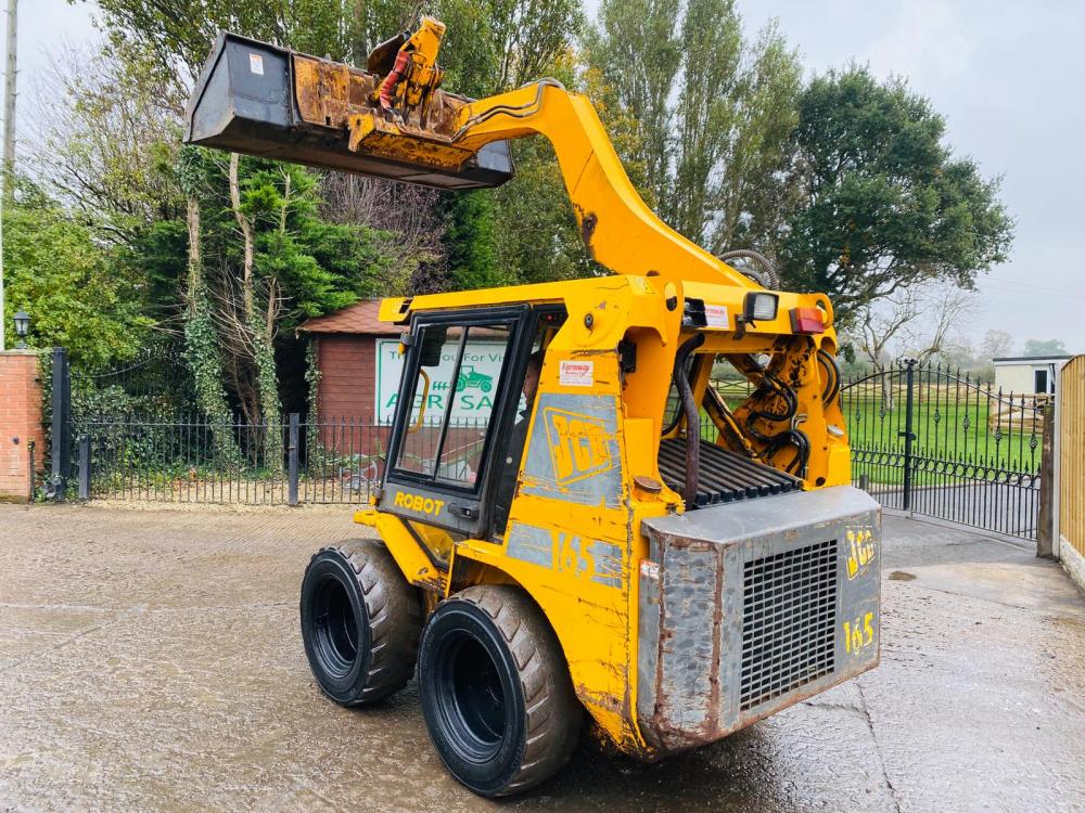 JCB ROBOT 165 SKIDSTEER C/W FULLY GLAZED CABIN * SEE VIDEO