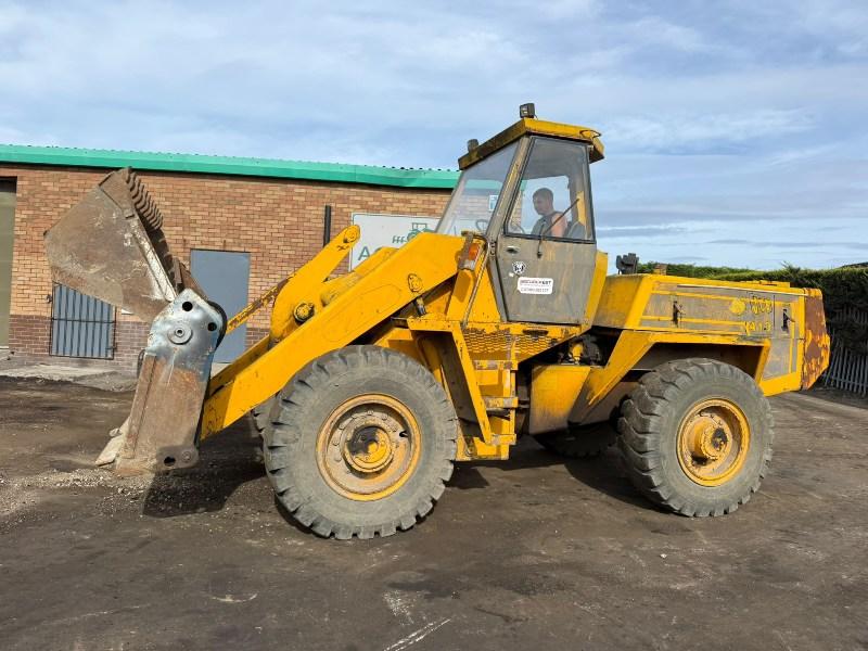 JCB 413 LOADING SHOVEL*C/W 4 IN 1 BUCKET*VIDEO*