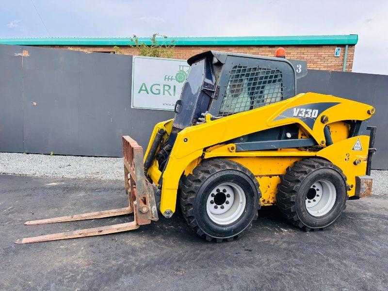 GHEL V330 HI LIFT SKIDSTEER*YEAR 2012*C/W NEW WHEELS AND TYRES & PALLET TINES*VIDEO*
