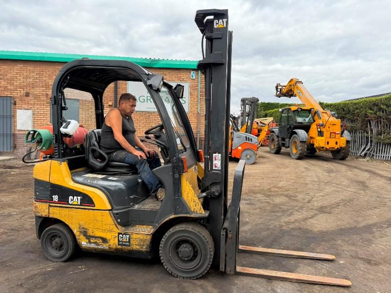 CATERPILLAR GP18N FORKLIFT*C/W PALLET TINES*VIDEO*