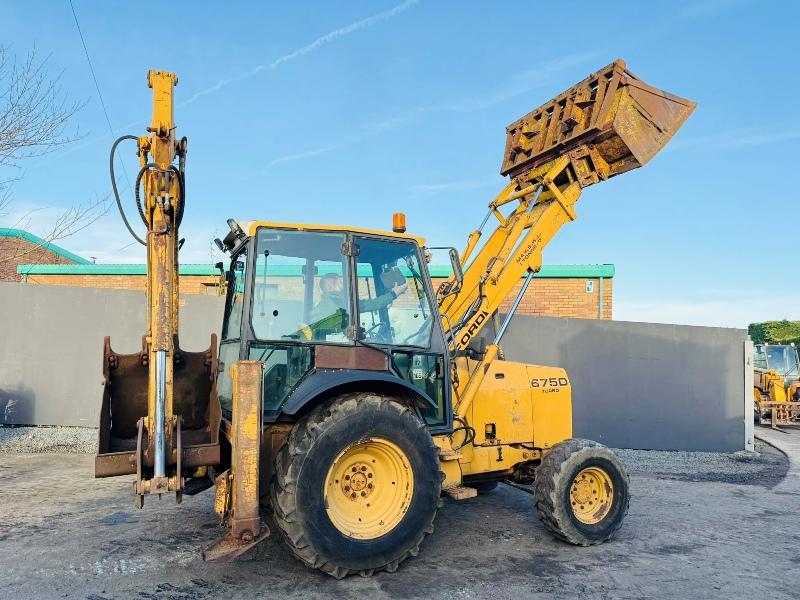 FORD 675D TURBO BACKHOE LOADER*C/W BUCKET AND BAIL SPIKE*VIDEO*