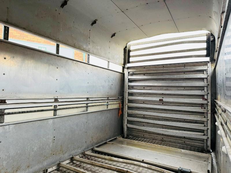 IFOR WILLIAMS CATTLEBOX TRAILER*C/W PARTITION*VIDEO*