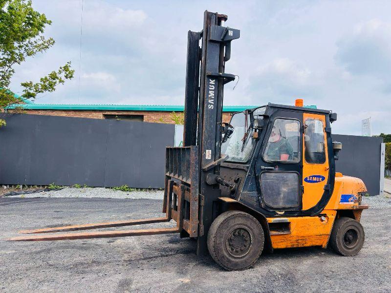 SAMUK SF40D FORKLIFT *C/W PALLET TINES*VIDEO*