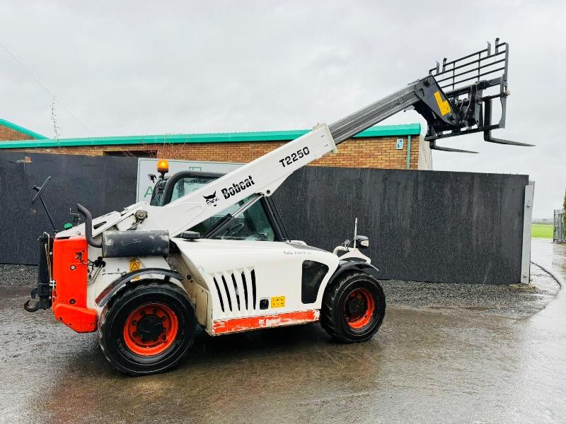 BOBCAT T2250 TELEHANDLER*YEAR 2014*3686 HOURS*AG SPEC*VIDEO*
