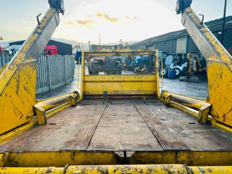 SKIP LIFTING GEAR TO SUIT LORRY C/W HYDRAULIC PUSH OUT ARMS *VIDEO*