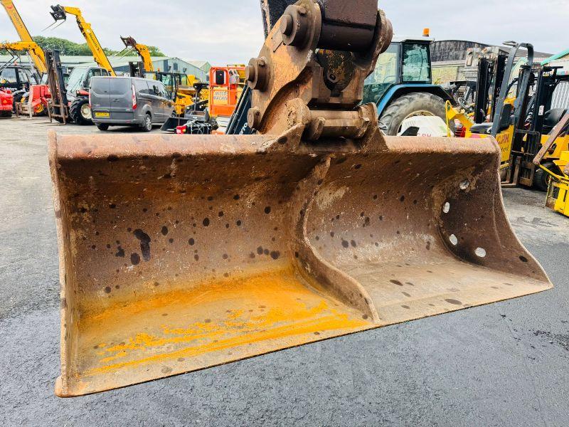 CASE 9007 RUBBER TRACKED EXCAVATOR*C/W MILLER QH*VIDEO*