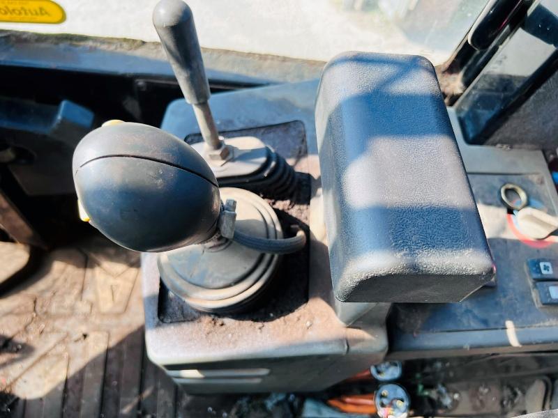 CATTERPILLAR 924G 4WD LOADING SHOVEL C/W REVERSE CAMERA *VIDEO*