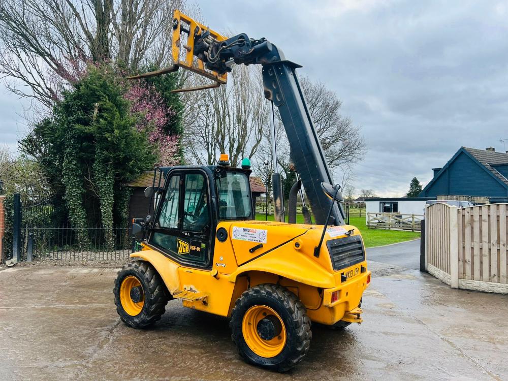 JCB 520-50 4WD TELEHANDLER * YEAR 2013 , ROAD REGISTERED *VIDEO*