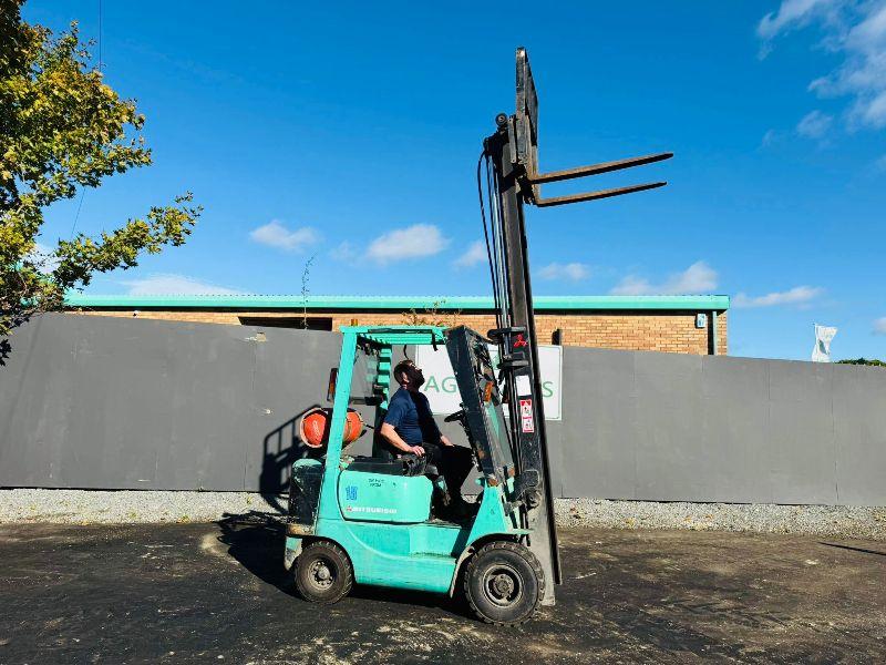 MITSUBISHI CASCADE SIDESHIFT FORKLIFT*C/W PALLET TINES*VIDEO*