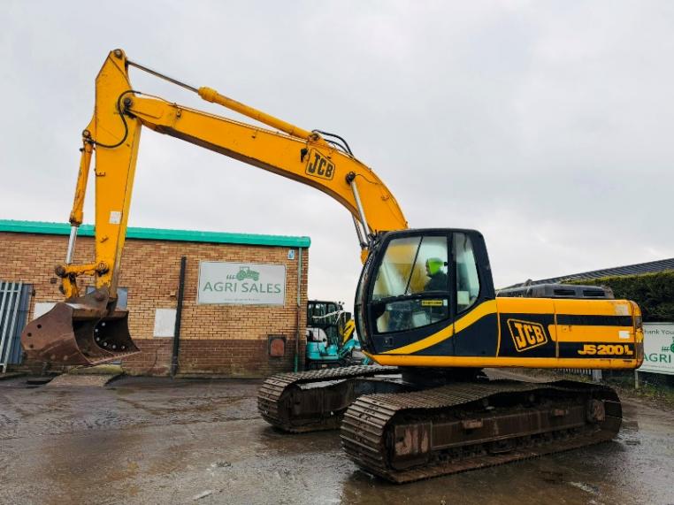 JCB JS200L EXCAVATOR*1 OWNER FROM NEW*C/W BUCKET*VIDEO*