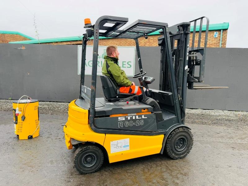STILL R60-25 ELECTRIC FORKLIFT*C/W PALLET TINES*VIDEO*