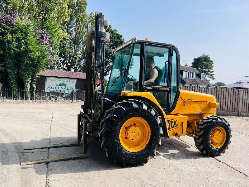 JCB 926 4WD ROUGH TERRIAN FORKLIFT C/W 2 STAGE MAST & PALLET TINES *VIDEO*
