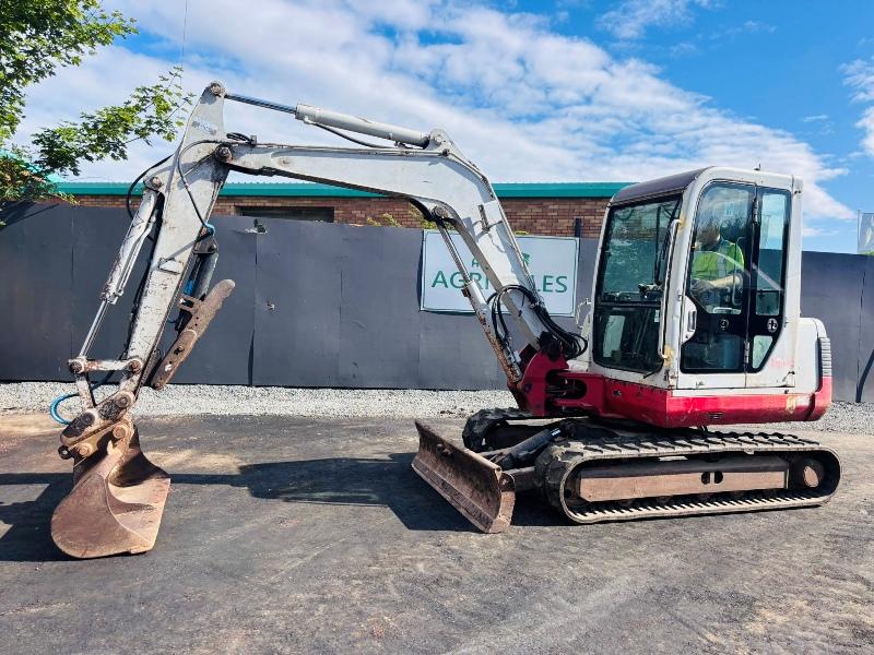 TAKEUCHI TB145 EXCAVATOR*C/W HYDRAULIC THUMB*VIDEO*