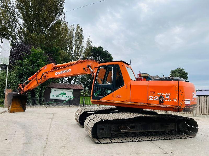 DAEWOO SOLAR 220LC-V EXCAVTOR C/W BOG MASTER TRACKS *VIDEO*