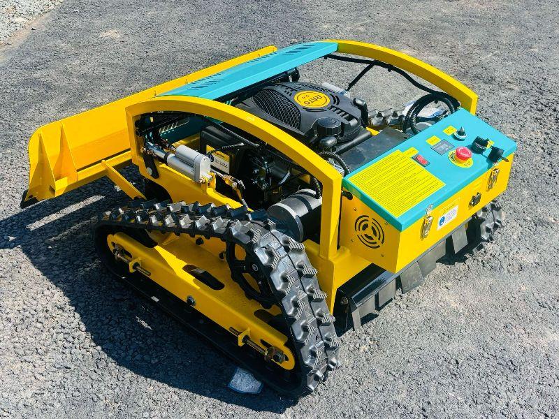 MACHPRO MP-M500PRO RADIO CONTROLLED LAWNMOWER*C/W BLADE*CHOICE OF 3