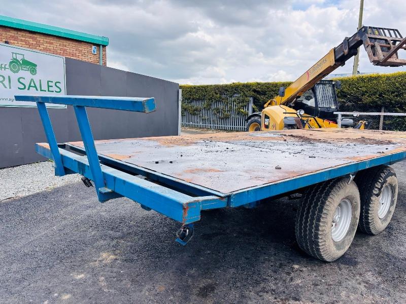 BAIL TRAILER 21FT LONG 8FT WIDE