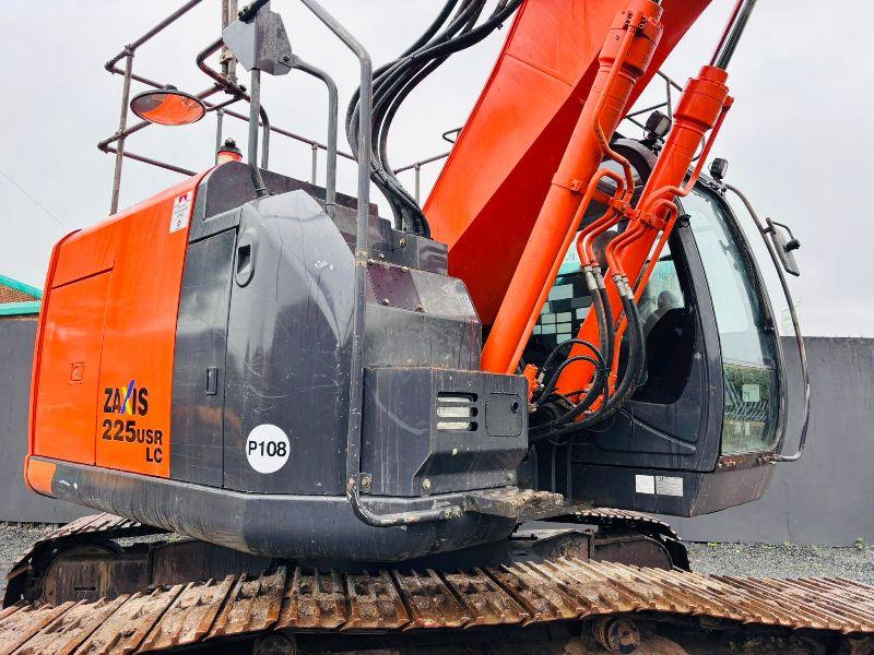 HITACHI ZAXIS ZX225USR LC-5B EXCAVATOR*YEAR 2014*C/W BUCKET*VIDEO*