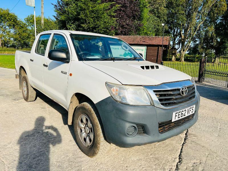 TOYOTA HILUX 2.5L DOUBLE CAB PICK UP *YEAR 2012*VIDEO*