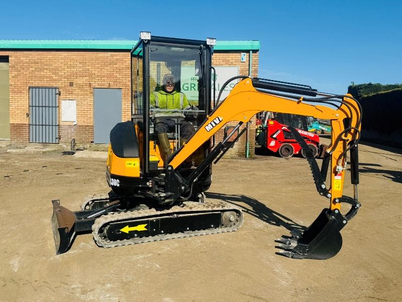 *NEW*MIVA 30C MINI EXCAVATOR*C/W BUCKET*YEAR 2025*VIDEO*
