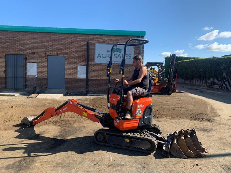 KUBOTA U10-3 MICRO DIGGER*ONLY 1089 HOURS*YEAR 2018*VIDEO*