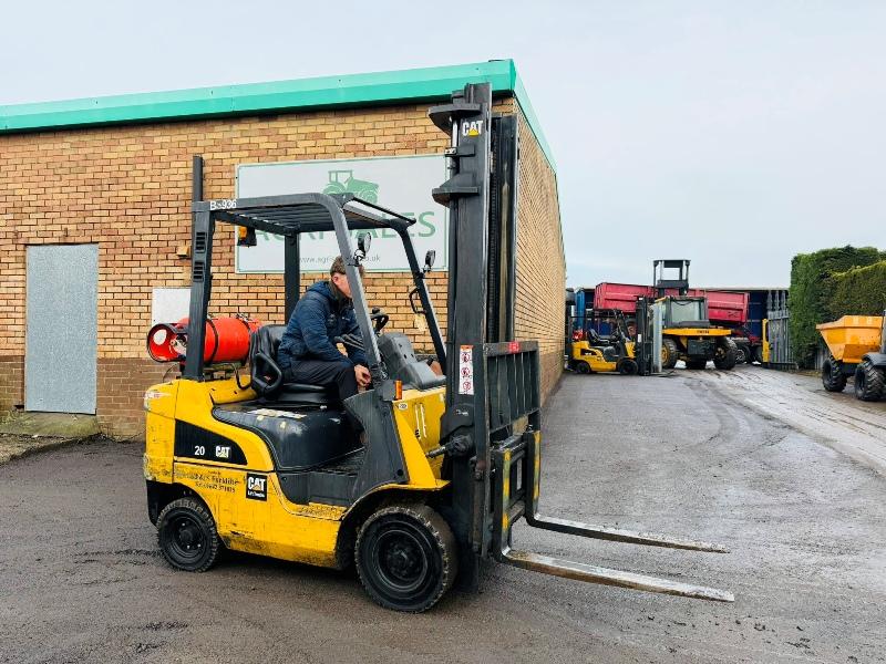 CATERPILLAR GP20NT FORKLIFT*YEAR 2015*C/W PALLET TINES*VIDEO*