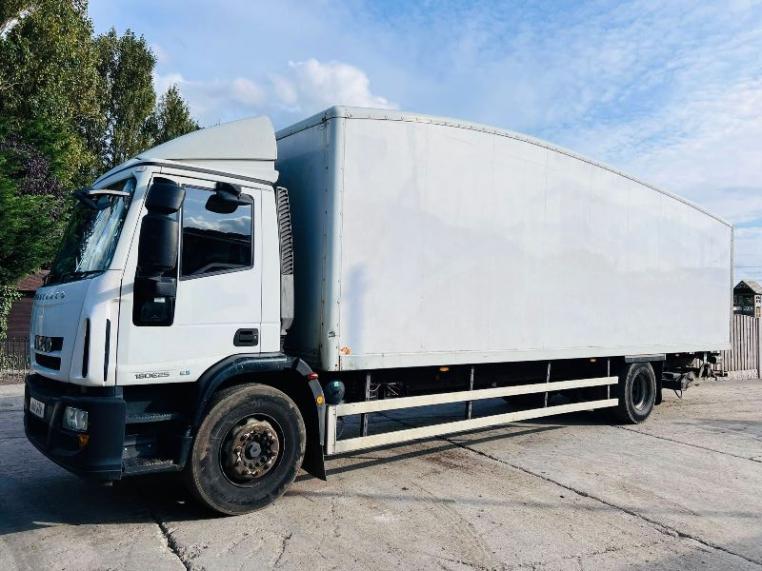 IVECO 180E25 E5 EUROCARGO 18 TON BOX TRUCK *YEAR 2010* C/W REAR TAIL LIFT 