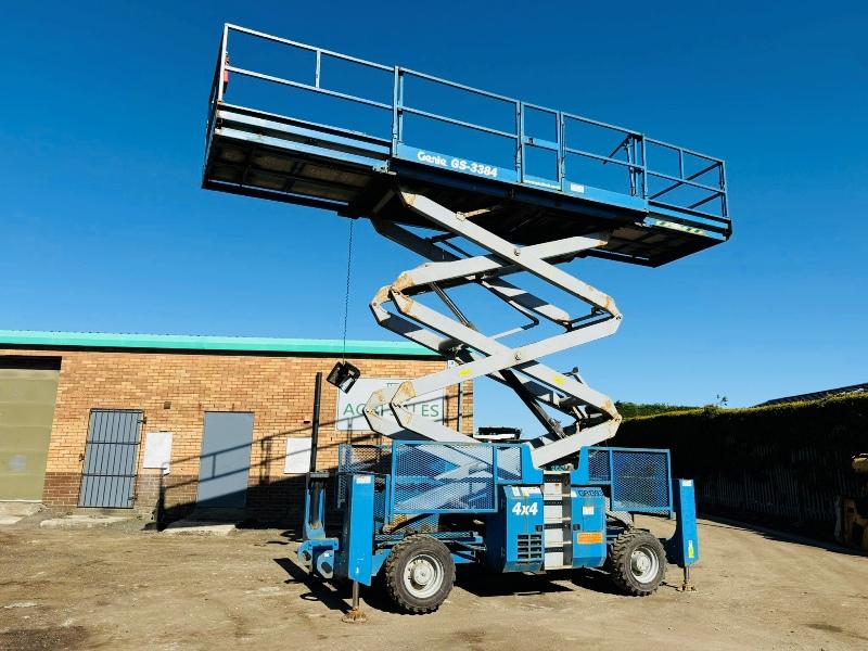 GENIE GS-3384 4X4 SCISSOR LIFT*YEAR 2010*C/W SUPPORT LEGS*VIDEO*