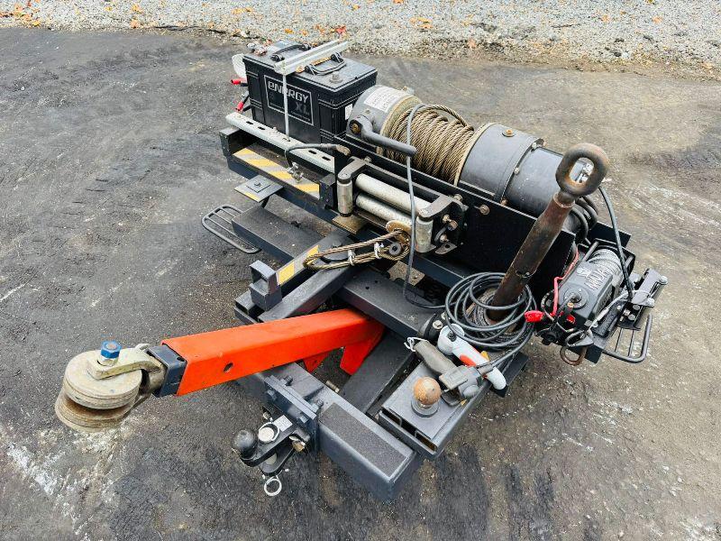 PIERCE WINCH TO SUIT SKIDSTEER*C/W 2 REMOTES*VIDEO*