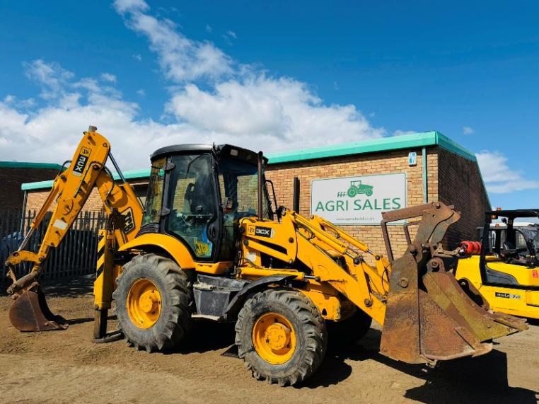 JCB 3CX PROJECT 21 4WD BACKHOE DIGGER* C/W 4 IN ONE BUCKET*VIDEO*